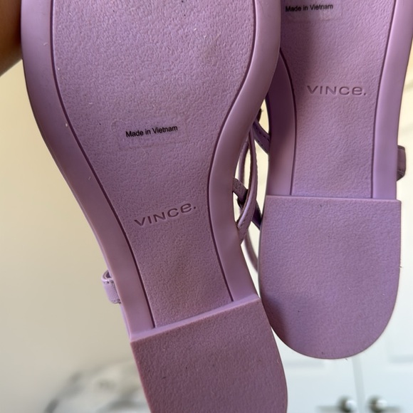 Vince Deana Flat Thong Sandals - Picture 4 of 6